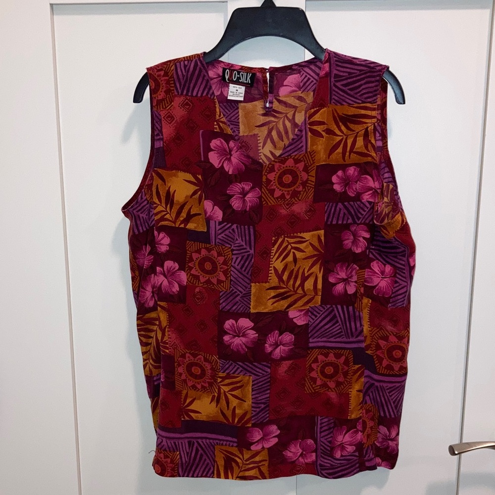 Women's Tropical Print Tank Top - Burgundy and Pink